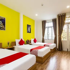 Oyo 658 Euro Gold House And Coffee Hotel